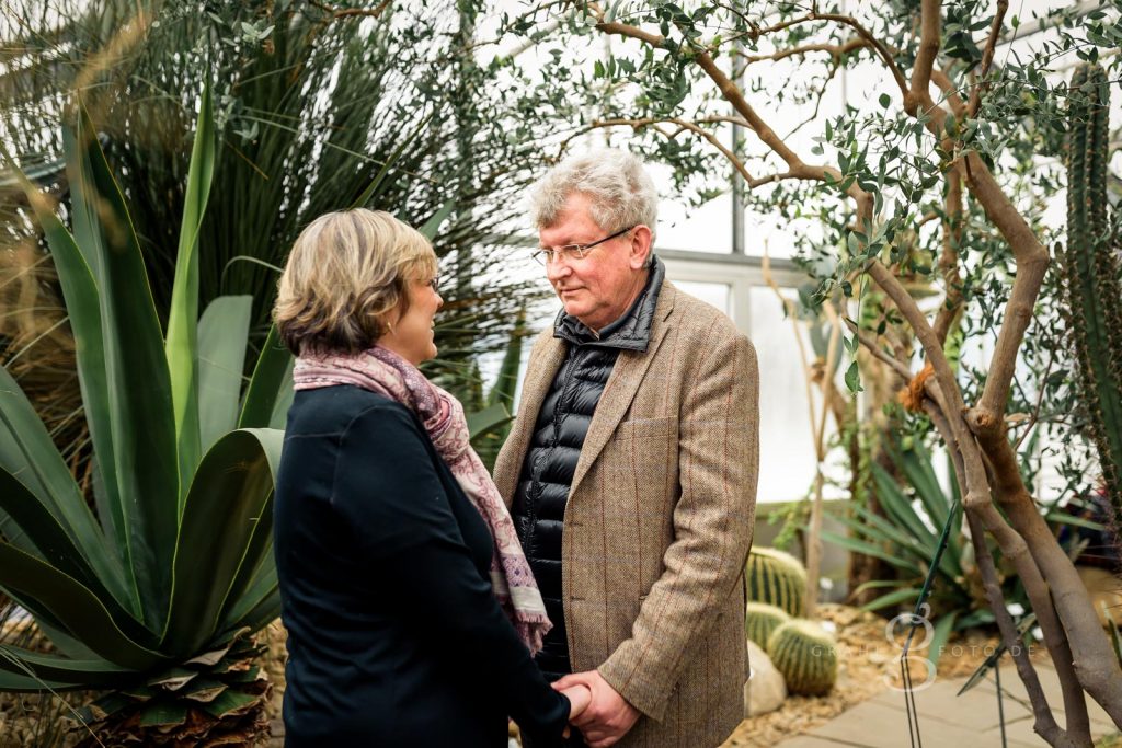 grahlfoto Familienshooting Portraitshooting Botanischer Garten Dresden Pärchen
